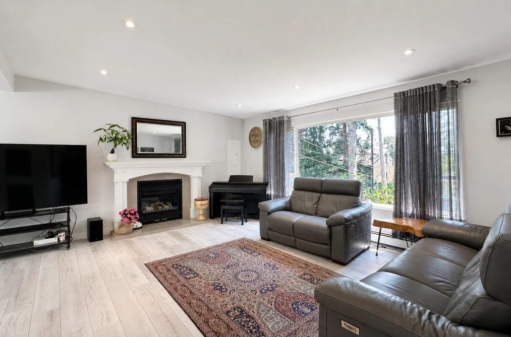 1398 CHAMBERLAIN DRIVE, North Vancouver, BC — Residential for Sale — Photo 10 of 40