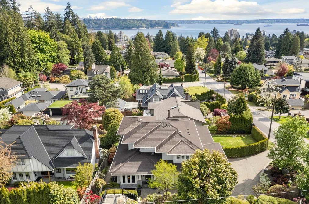 1398 LAWSON AVENUE, West Vancouver BC V7T 2E7, West Vancouver BC — Residential for Sale - Photo 3