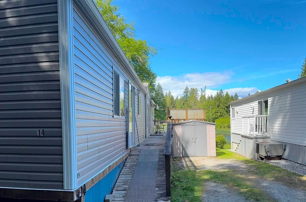 14 12793 MADEIRA PARK ROAD, Madeira Park BC V0N 2H1, Madeira Park BC — Residential for Sale - Photo 2