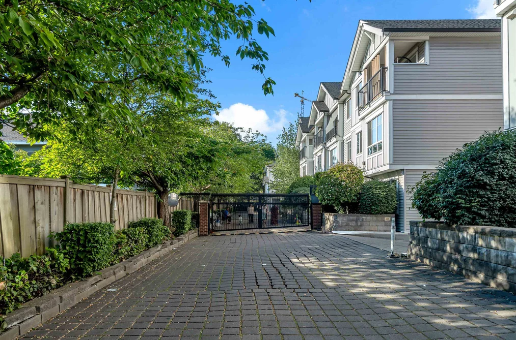 14 13239 OLD YALE ROAD, Surrey BC V3T 3C5, Surrey BC — Residential for Sale — Photo 21 of 28