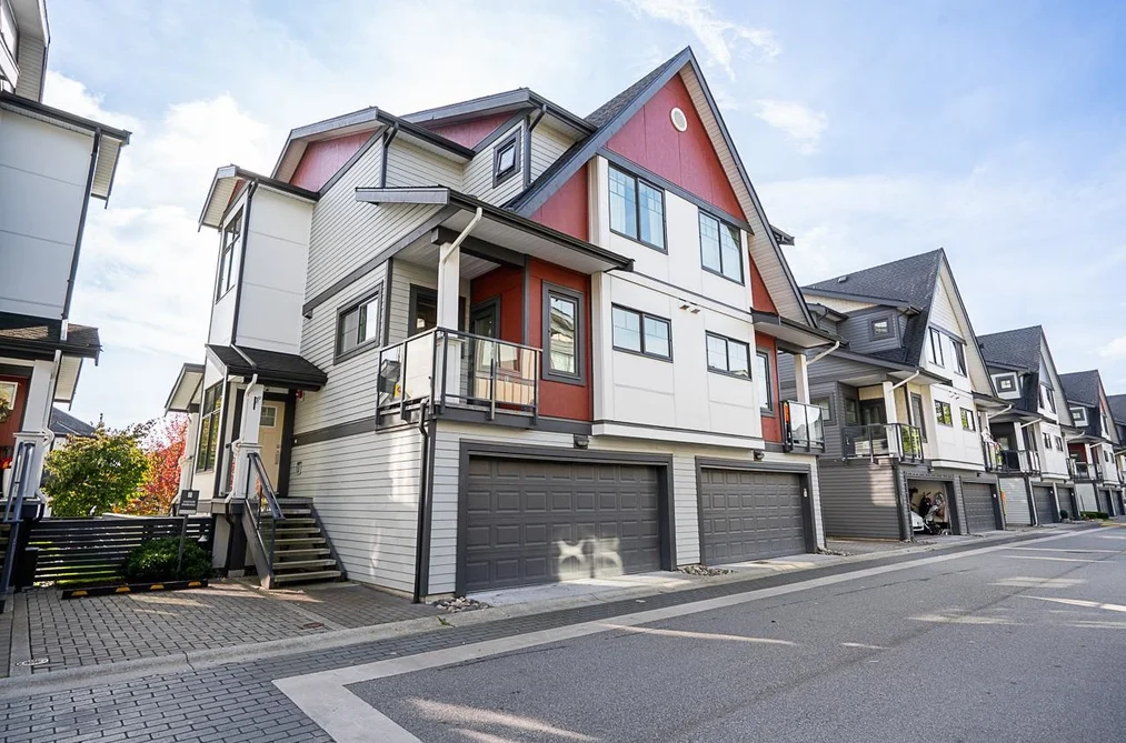 19451 Sutton Ave Unit 14, Pitt Meadows, BC - MLS: R3173728