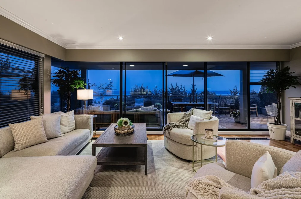 Condo for sale at 14 2246 Folkestone Way West Vancouver British Columbia - MLS: R3157436