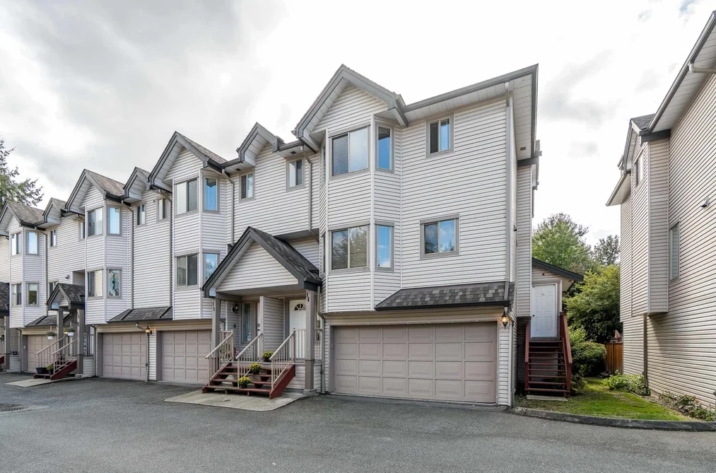 Townhouse for sale at 14 2420 Pitt River Road Port Coquitlam British Columbia - MLS: R3165576