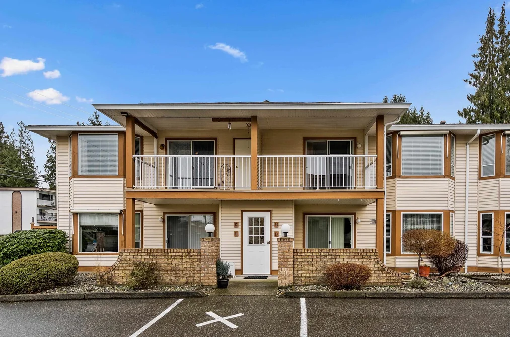 Townhouse for sale at 14 2456 Ware Street Abbotsford British Columbia - MLS: R3127611