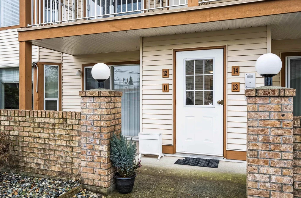 14 2456 WARE STREET, Abbotsford BC V2S 3E1, Abbotsford BC — Residential for Sale - Photo 2