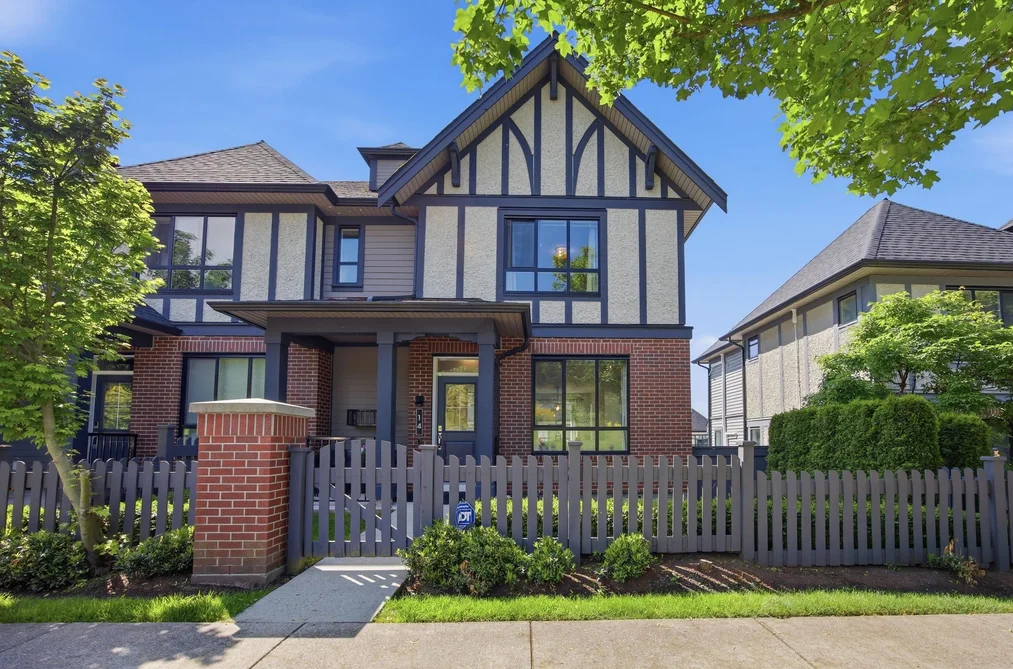 Townhouse for sale at 14 3500 Burke Village Promenade Coquitlam British Columbia - MLS: R3127349