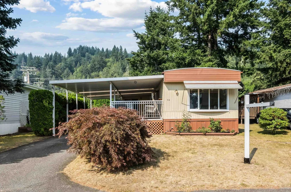 Manufactured Home for sale at 14 46484 Chilliwack Lake Road Chilliwack British Columbia - MLS: R3150090