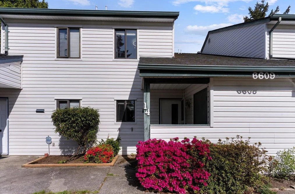 Townhouse for sale at 14 6609 138 Street Surrey British Columbia - MLS: R3115856