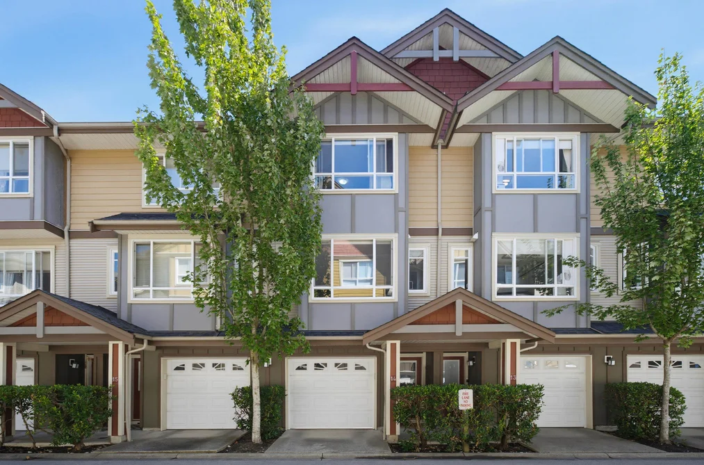 Townhouse for sale at 14 7088 191 Street Surrey British Columbia - MLS: R3154797