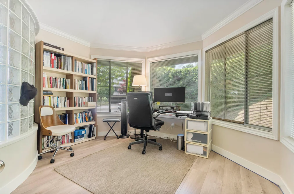 140 1495 LANSDOWNE DRIVE, Coquitlam BC V3E 2X4, Coquitlam BC — Residential for Sale — Photo 14 of 30