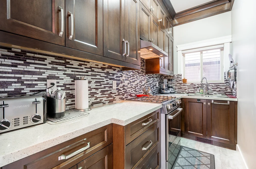 1400 COAST MERIDIAN ROAD, Coquitlam BC V3E 0H5, Coquitlam BC — Residential for Sale — Photo 5 of 34
