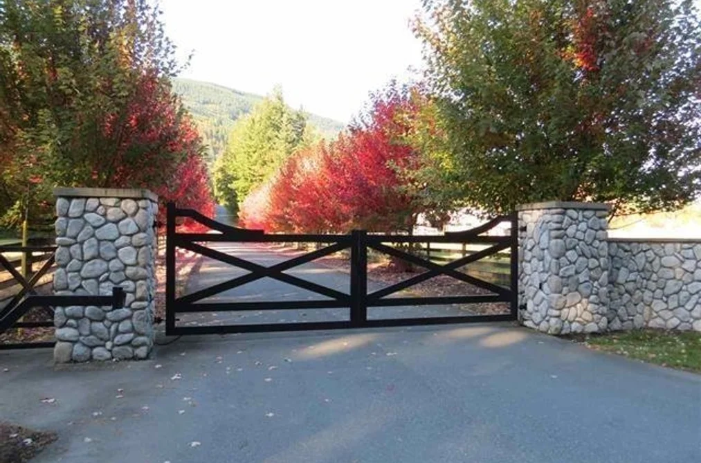 House for sale at 1400 Maple Rock Drive Columbia Valley British Columbia - MLS: R3084719