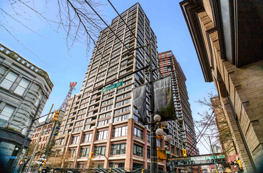 Condo for sale at 1401 108 W Cordova Street Vancouver British Columbia - MLS: R3109269