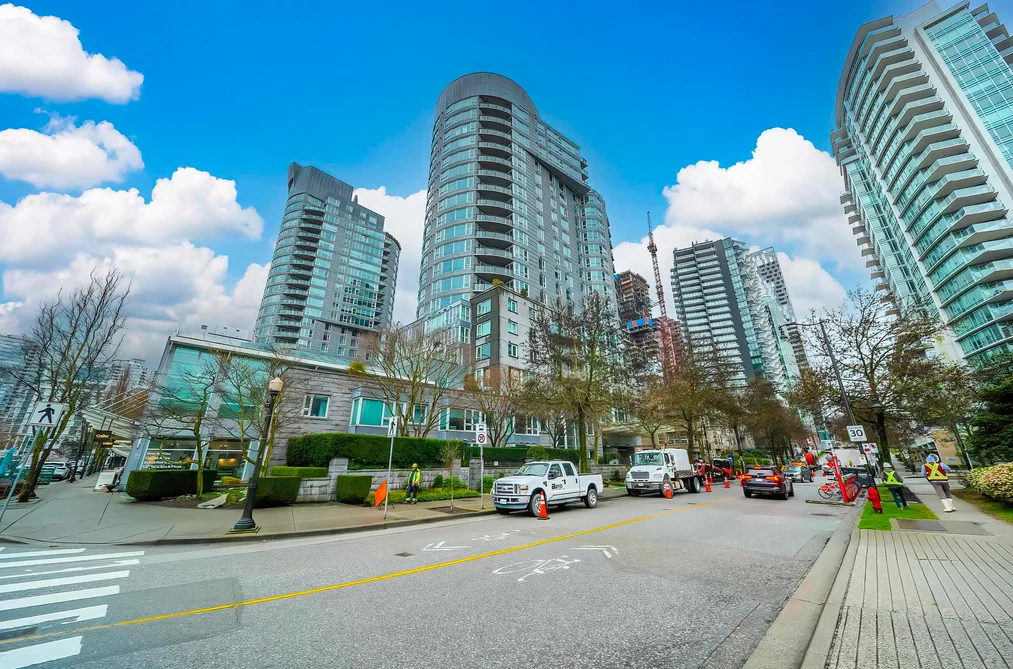1401 560 CARDERO STREET, Vancouver BC V6G 3E9, Vancouver BC — Residential for Sale - Photo 2
