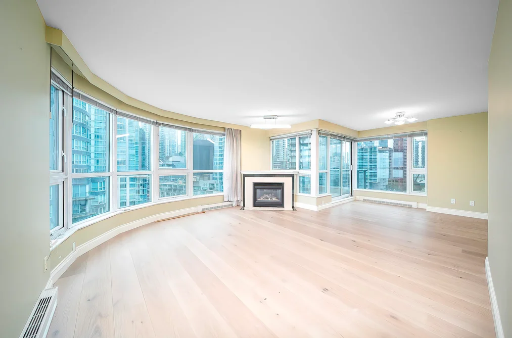 1401 560 CARDERO STREET, Vancouver BC V6G 3E9, Vancouver BC — Residential for Sale - Photo 4