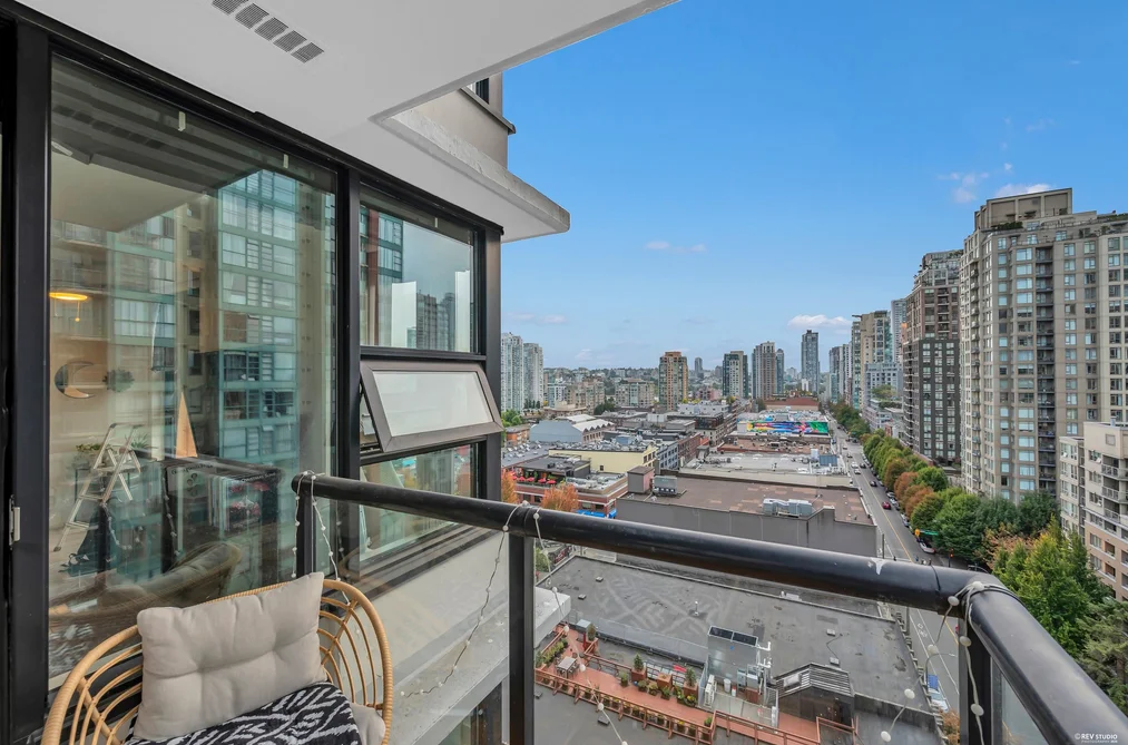 1401 - 928 Homer Street, Vancouver, BC - MLS: R3165170 - Photo 25 1401 - 928 Homer Street, Vancouver, BC - MLS: R3165170 - Photo 25