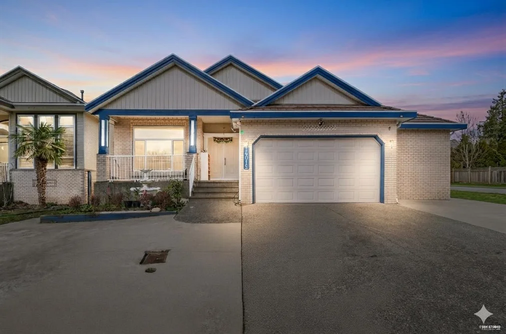 House for sale at 14015 82 Avenue Surrey British Columbia - MLS: R3094119