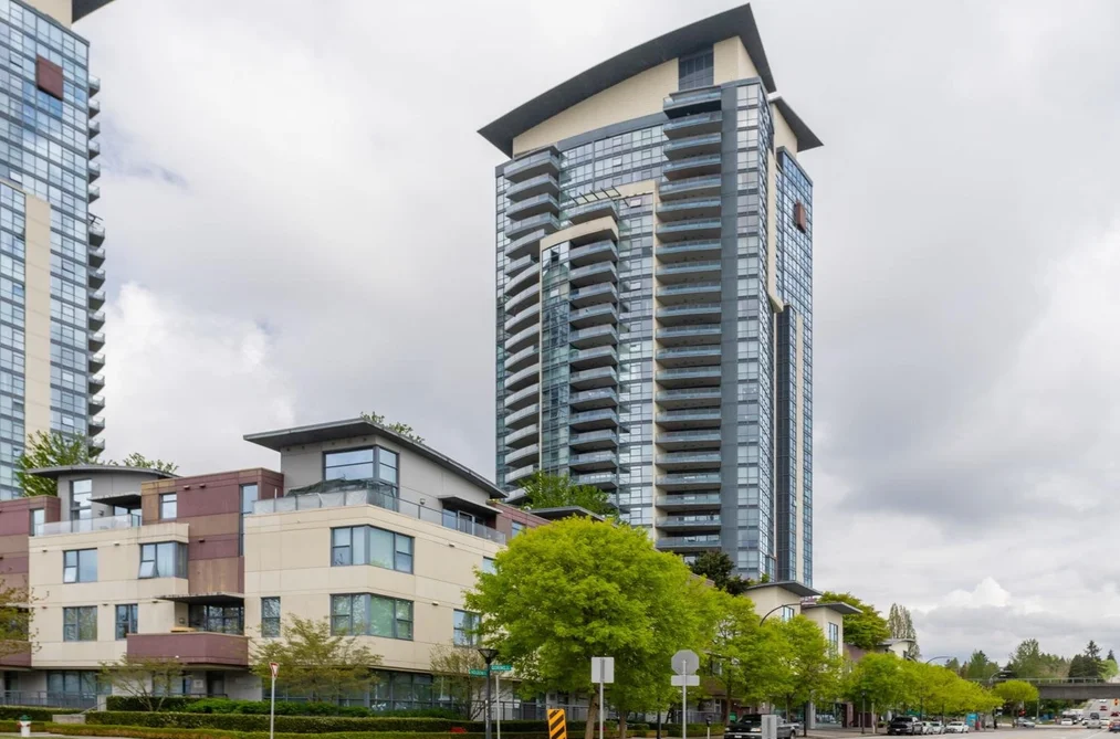 Condo for sale at 1402 2225 Holdom Avenue Burnaby British Columbia - MLS: R3165106