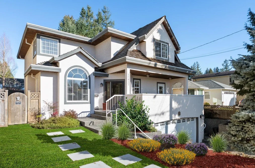 House for sale at 14027 Blackburn Avenue White Rock British Columbia - MLS: R3093696