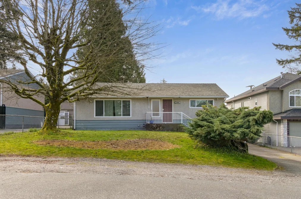 House for sale at 14028 102 Avenue Surrey British Columbia - MLS: R3105975