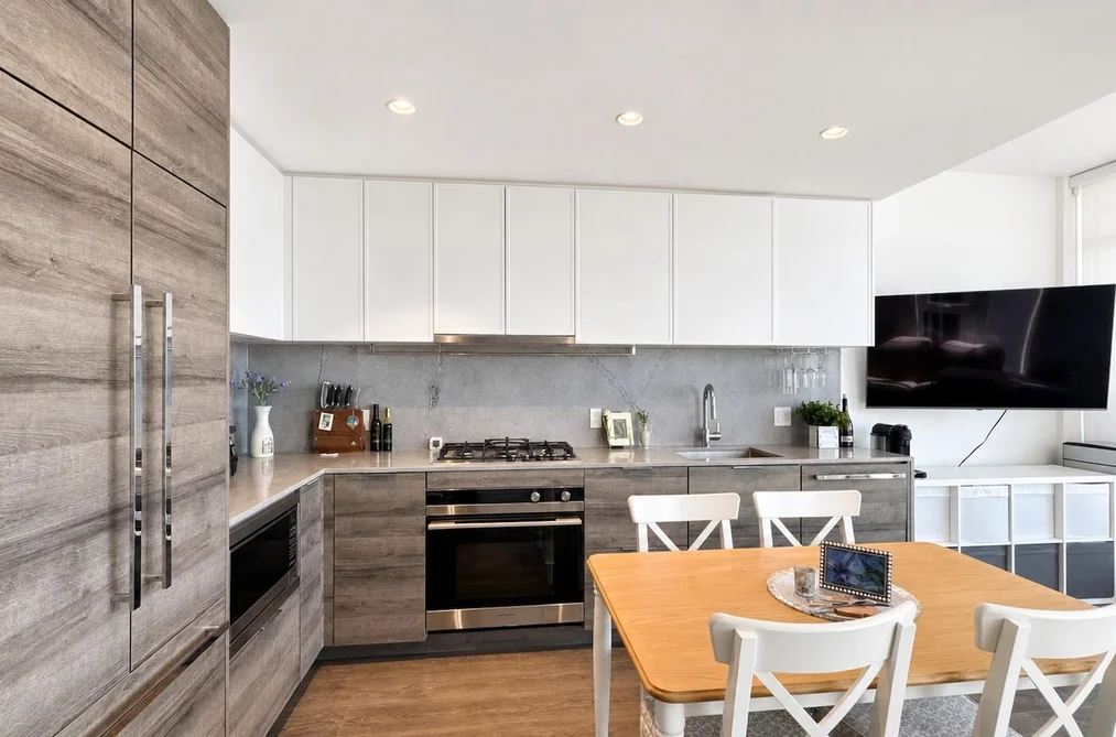 1403 1045 AUSTIN AVENUE, Coquitlam BC V3K 0G9, Coquitlam BC — Residential for Sale — Photo 4 of 20