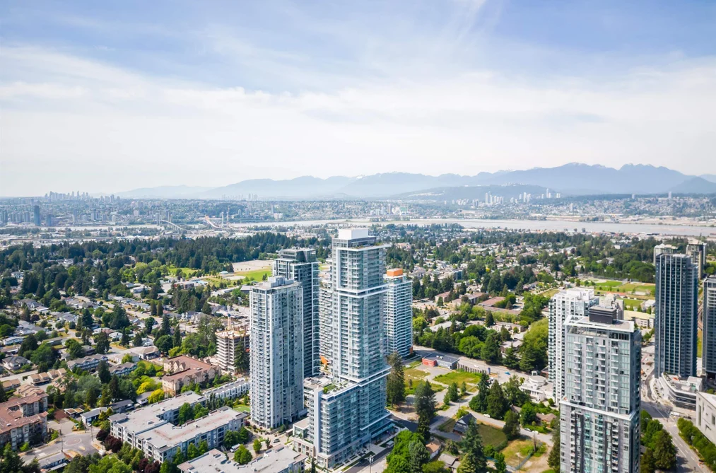 Condo for sale at 1403 13350 Central Avenue Surrey British Columbia - MLS: R3126639