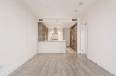 7388 Kingsway Unit 1403, Burnaby, BC - MLS: R3161925
