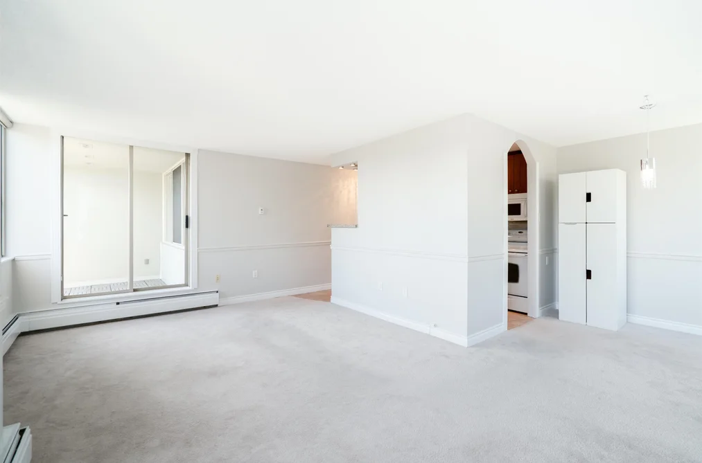 1404 2008 FULLERTON AVENUE, North Vancouver BC V7P 3G7, North Vancouver BC — Residential for Sale - Photo 2