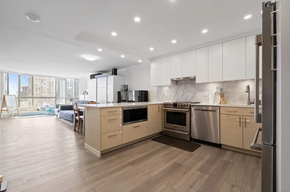 1404 4350 BERESFORD STREET, Burnaby BC V5H 4K9, Burnaby BC — Residential for Sale - Photo 2