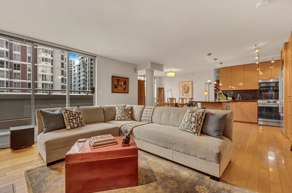 1404 819 HAMILTON STREET, Vancouver BC V6B 6M2, Vancouver BC — Residential for Sale - Photo 2
