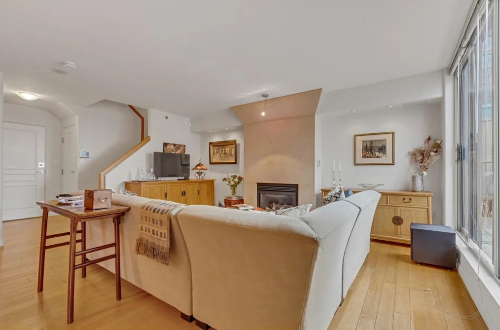 1404 819 HAMILTON STREET, Vancouver BC V6B 6M2, Vancouver BC — Residential for Sale - Photo 4