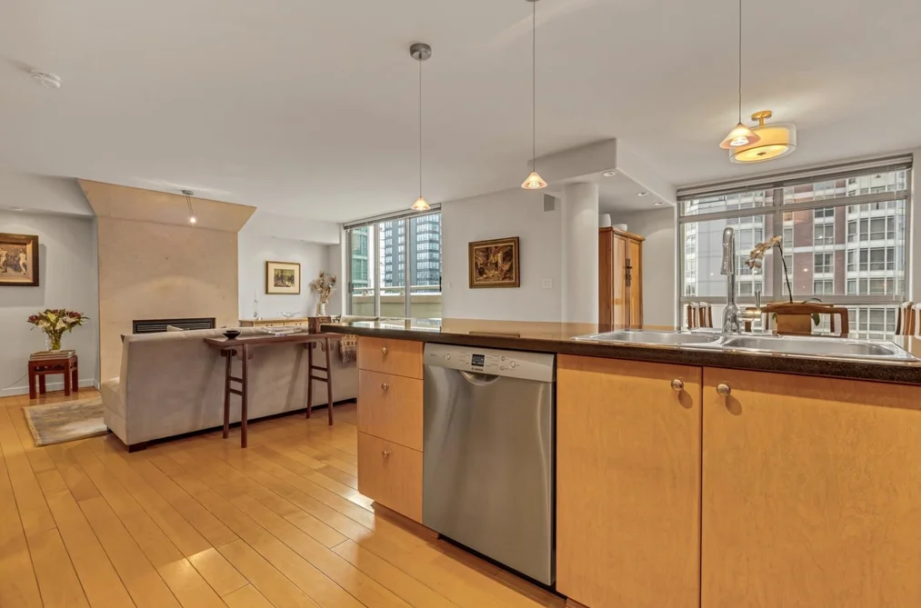 1404 819 HAMILTON STREET, Vancouver BC V6B 6M2, Vancouver BC — Residential for Sale - Photo 7