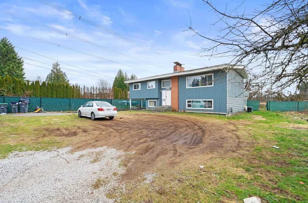 14042 110 AVENUE, Surrey BC V3R 1Z2, Surrey BC — Residential for Sale - Photo 2