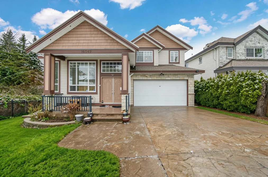 House for sale at 14049 Grosvenor Road Surrey British Columbia - MLS: R3098456