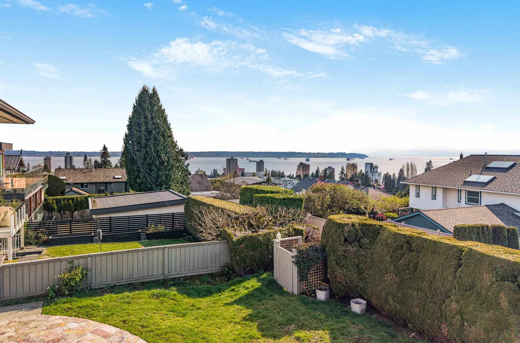 1405 20th St, West Vancouver, BC - MLS: R3172884