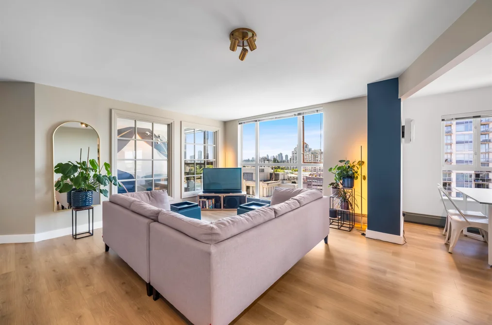 Condo for sale at 1405 612 Fifth Avenue New Westminster British Columbia - MLS: R3138522