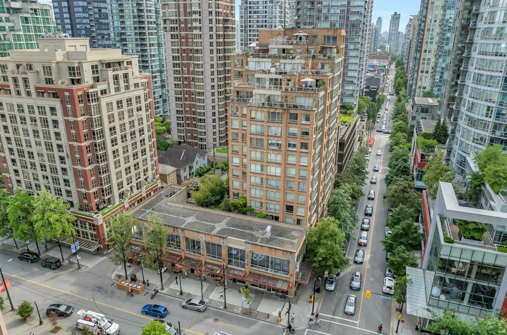 Condo for sale at 1405 822 Homer Street Vancouver British Columbia - MLS: R3120406