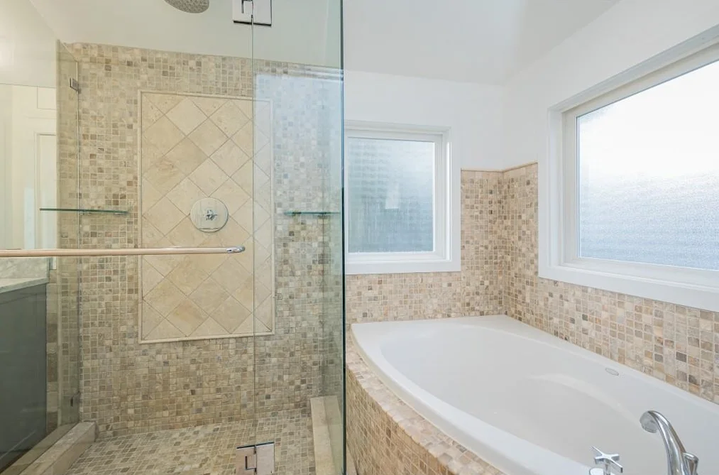 14057 66 AVENUE, Surrey BC V3W 2B2, Surrey BC — Residential for Sale - Photo 3