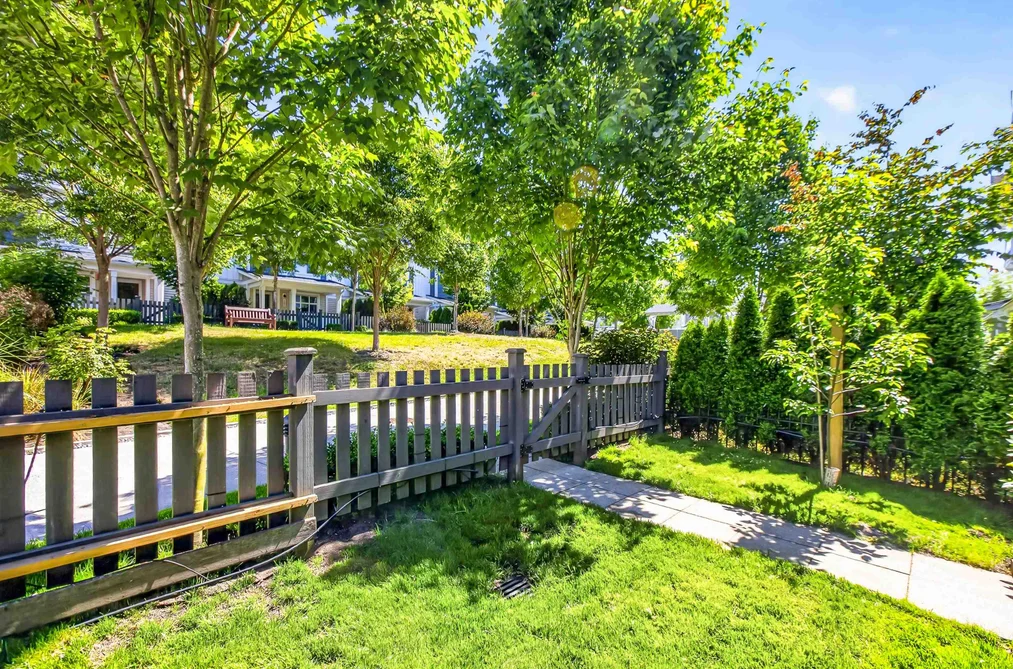 1406 11295 PAZARENA PLACE, Maple Ridge, BC — Residential for Sale — Photo 4 of 40