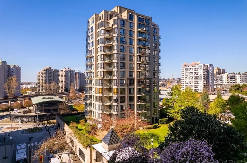 Condo for sale at 1406 55 Tenth Street New Westminster British Columbia - MLS: R3131123