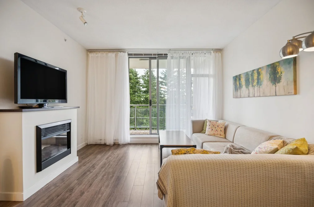 Condo for sale at 1407 280 Ross Drive New Westminster British Columbia - MLS: R3100132