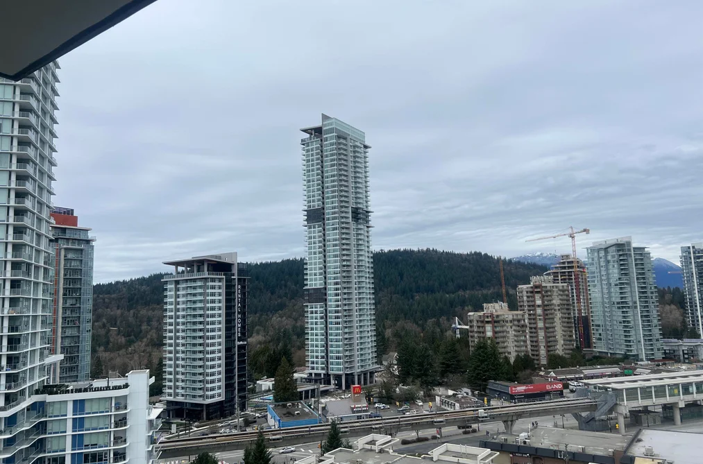 Condo for sale at 1407 537 Cottonwood Avenue Coquitlam British Columbia - MLS: R3090232