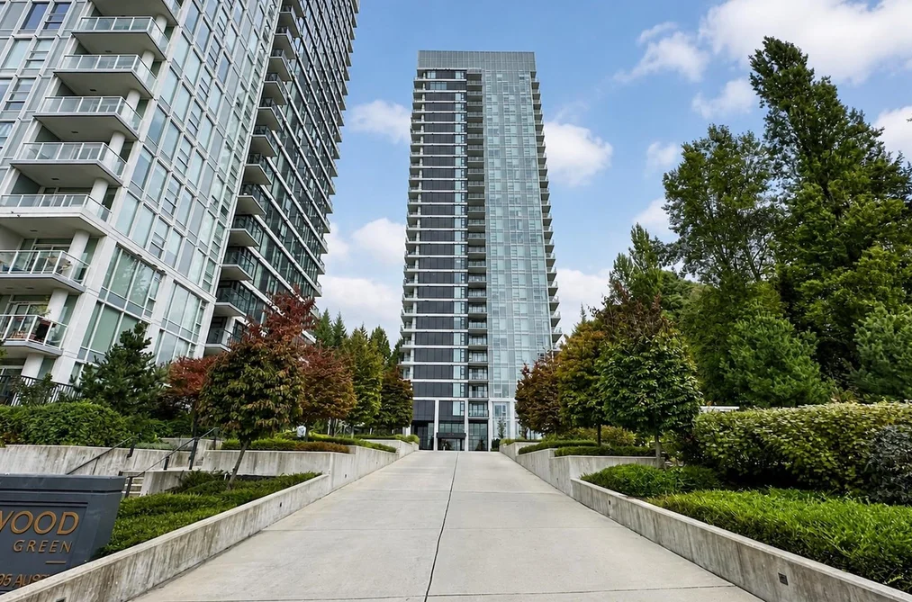 Condo for sale at 1407 595 Austin Avenue Coquitlam British Columbia - MLS: R3165431