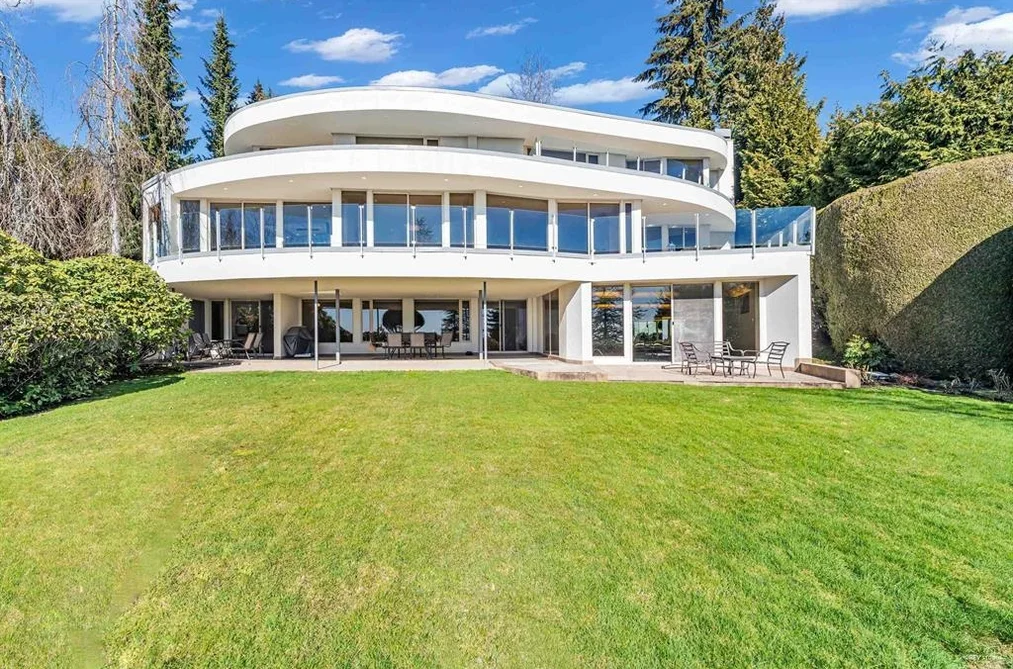 House for sale at 1407 Bramwell Road West Vancouver British Columbia - MLS: R3118582