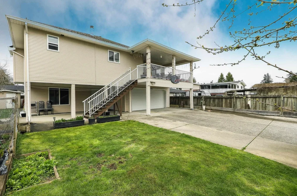 14076 72 AVENUE, Surrey BC V1Y 7P9, Surrey BC — Residential for Sale - Photo 4