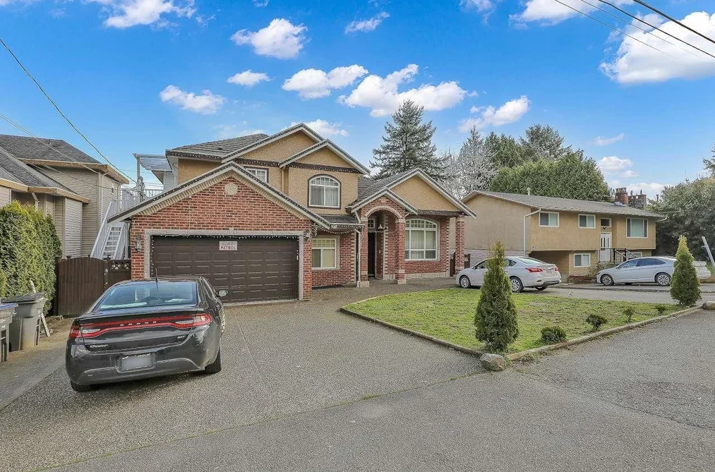 House for sale at 14078 68 Avenue Surrey British Columbia - MLS: R3125510