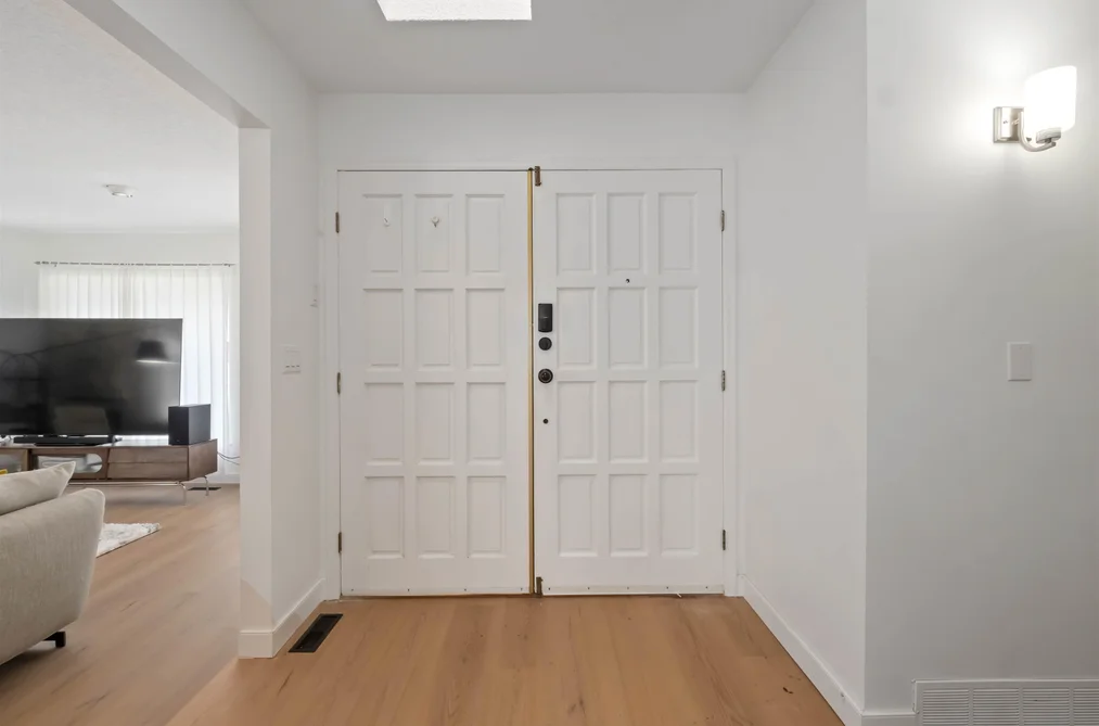 14082 20 AVENUE, Surrey BC V4A 8P6, Surrey BC — Residential for Sale - Photo 4