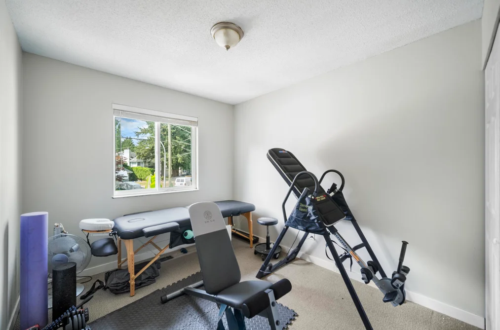 14083 66 AVENUE, Surrey, BC — Residential for Sale — Photo 4 of 35