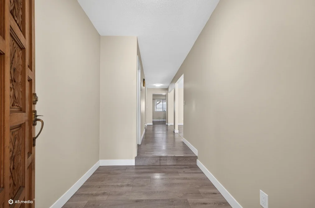 14085 114A AVENUE, Surrey BC V3R 2N6, Surrey BC — Residential for Sale - Photo 2