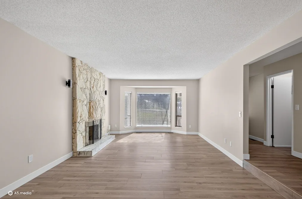 14085 114A AVENUE, Surrey BC V3R 2N6, Surrey BC — Residential for Sale - Photo 4